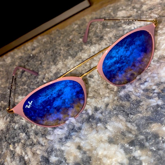 Ray-Bans - Picture 3 of 6